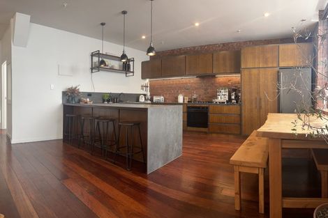 Photo of property in Bond Store Apartments, 8f Egmont Street, Te Aro, Wellington, 6011