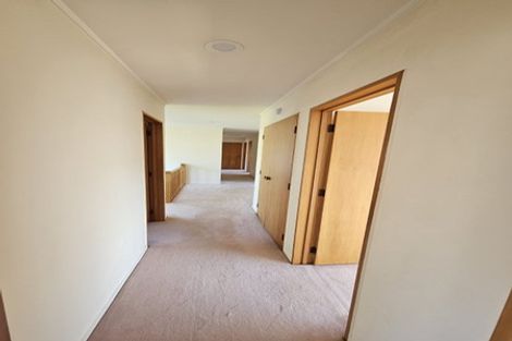 Photo of property in 1/979 Beach Road, Torbay, Auckland, 0630