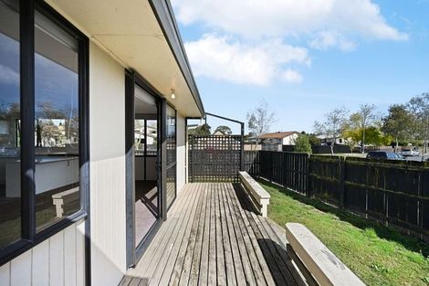 Photo of property in 18 Garland Drive, St Andrews, Hamilton, 3200