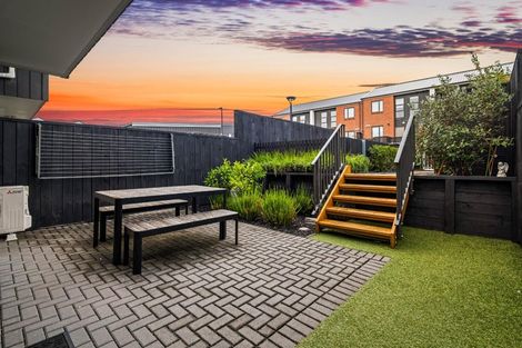 Photo of property in 6 Kapia Road, Westgate, Auckland, 0614