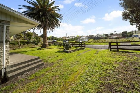 Photo of property in 13 Norfolk Street, Patea, 4520