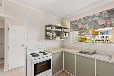 Photo of property in 2/382 Stokes Valley, Stokes Valley, Lower Hutt, 5019