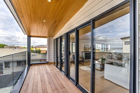 Photo of property in 3b Pine Ridge Terrace, Waikanae Beach, Waikanae, 5036