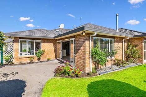 Photo of property in 37 Murray Court, Paraparaumu Beach, Paraparaumu, 5032