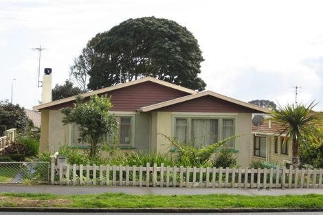 Photo of property in 138 Vivian Street, New Plymouth, 4310