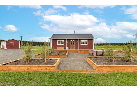 Photo of property in 167 Leslies Road, Cust, Rangiora, 7471
