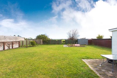 Photo of property in 43 Sutherland Crescent, Westbrook, Palmerston North, 4412