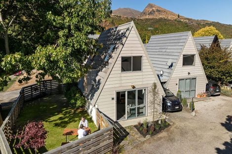 Photo of property in 23a Inverness Crescent, Arrowtown, 9302