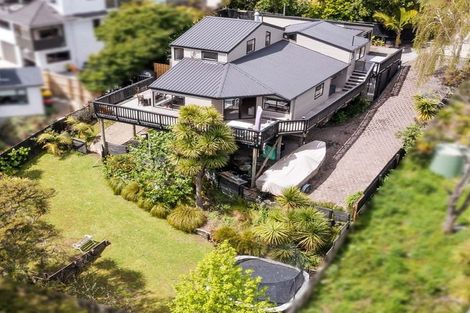 Photo of property in 1/283 East Coast Road, Mairangi Bay, Auckland, 0630