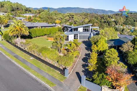 Photo of property in 22 Mount Marua Drive, Timberlea, Upper Hutt, 5018