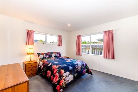 Photo of property in 9a Heihei Place, Paraparaumu, 5032