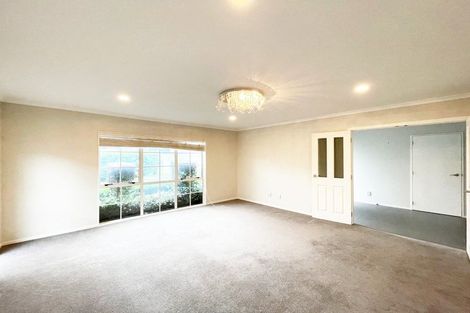 Photo of property in 9 Lucca Crescent, Flat Bush, Auckland, 2019