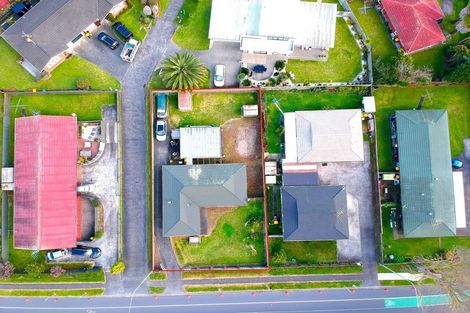 Photo of property in 45 Great South Road, Takanini, 2112