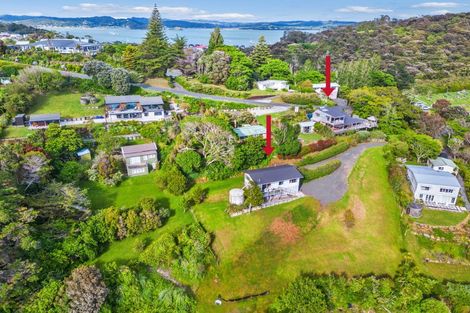 Photo of property in 2 Queens View Road, Russell, 0202