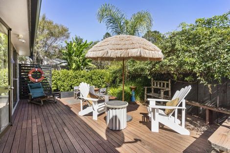 Photo of property in 116b Mckellar Place, Whangamata, 3620