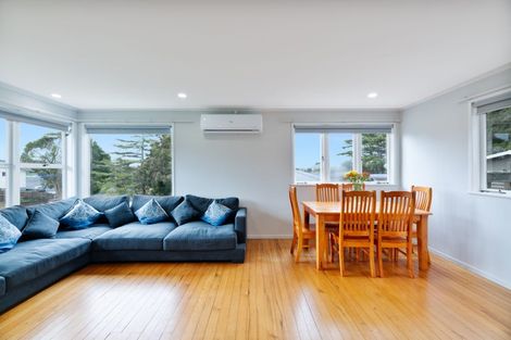 Photo of property in 23 Patts Avenue, Glendene, Auckland, 0602