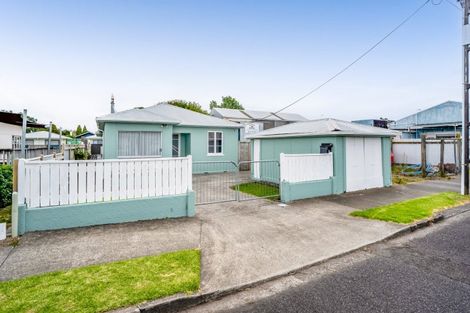 Photo of property in 19a Grey Street, Waitara, 4320