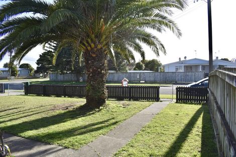 Photo of property in 10 Temuera Street, Otaki, 5512