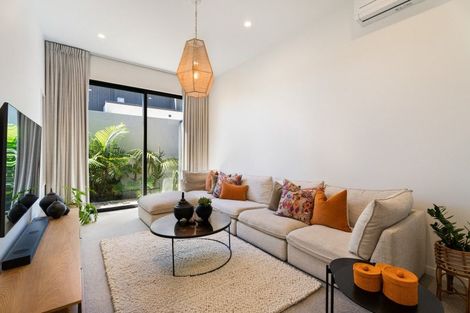 Photo of property in 26 Ngaiwi Street, Orakei, Auckland, 1071