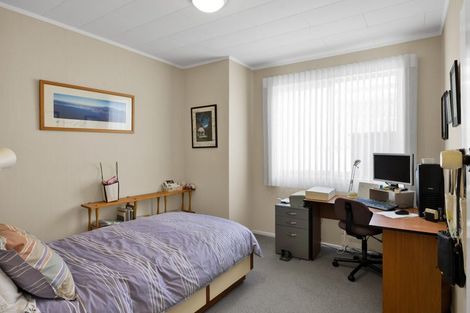 Photo of property in 44 Fulford Street, New Plymouth, 4310