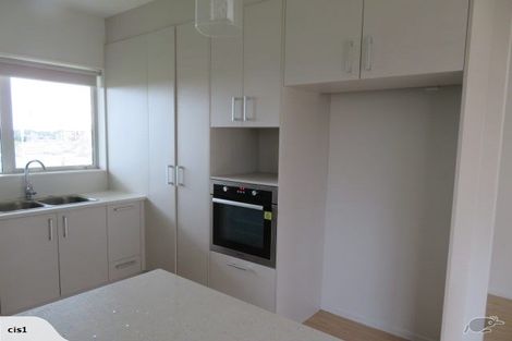 Photo of property in 70 Pencaitland Drive, Flat Bush, Auckland, 2019