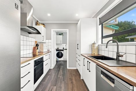 Photo of property in 58 Bedford Avenue, Gonville, Whanganui, 4501
