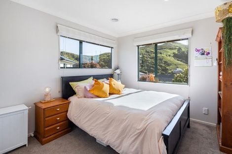 Photo of property in 5 Ridley Green, Churton Park, Wellington, 6037