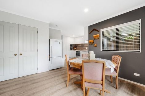 Photo of property in 8 Lamia Place, The Gardens, Auckland, 2105