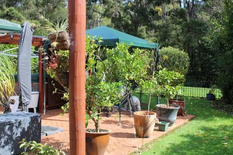 Photo of property in 14 Waimoko Glen, Swanson, Auckland, 0612