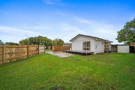 Photo of property in 1/3 Sparrow Place, Weymouth, Auckland, 2103