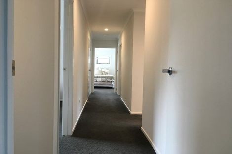 Photo of property in 30 Harding Drive, Papamoa Beach, Papamoa, 3118