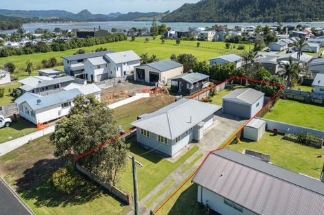 Photo of property in 102 Riverview Road, Whangamata, 3620