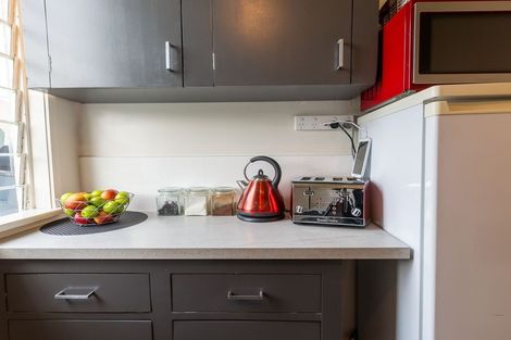 Photo of property in 35 Wesley Street, South Dunedin, Dunedin, 9012