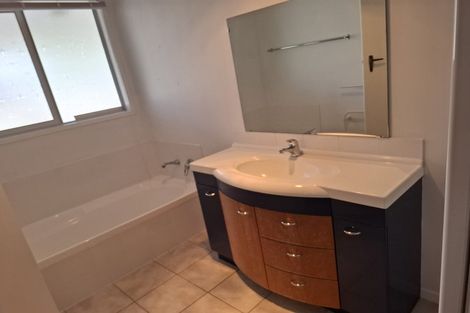 Photo of property in 34 Centreway Road, Orewa, 0931