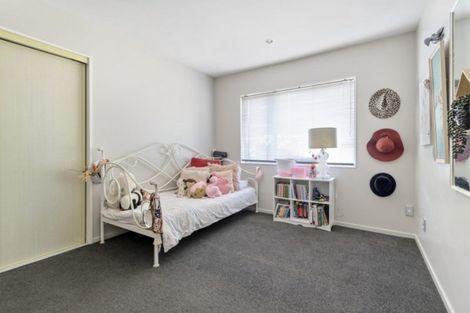 Photo of property in 27 Artillery Drive, Papakura, 2110
