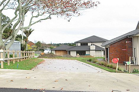 Photo of property in 30 Wairere Road, The Gardens, Auckland, 2105