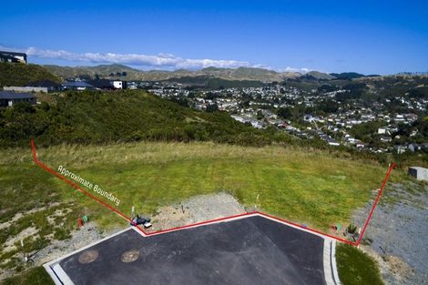 Photo of property in 8 Paul Adams Way, Aotea, 5024