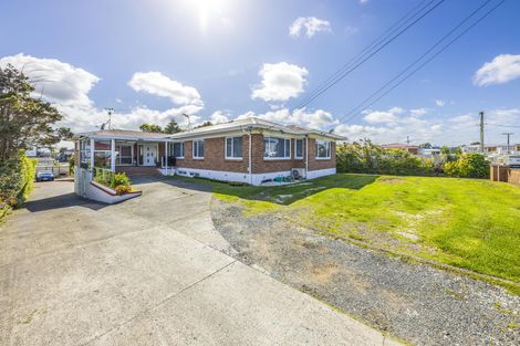 Photo of property in 3 Brooklyn Avenue, Papatoetoe, Auckland, 2025