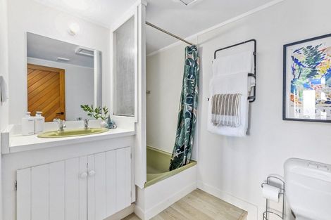 Photo of property in 91 Black Rock Road, Newlands, Wellington, 6037