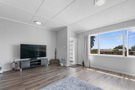 Photo of property in 19 Coulter Road, Owhata, Rotorua, 3010