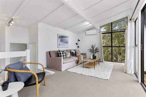 Photo of property in 3/6 Le Roy Terrace, Birkenhead, Auckland, 0626