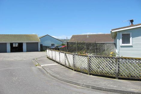 Photo of property in 6/135f Te Pene Avenue, Titahi Bay, Porirua, 5022