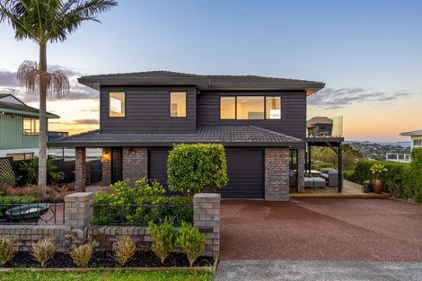 Photo of property in 2/30 Firth Road, Torbay, Auckland, 0630