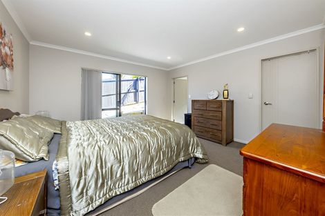 Photo of property in 11 Arthur Carwen Place, Pukekohe, 2120
