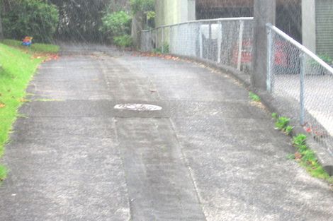 Photo of property in 5 Fairlea Road, Te Atatu South, Auckland, 0610