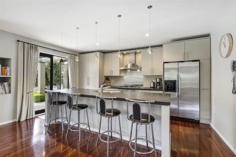 Photo of property in 2 Hogarth Lane, Burnside, Christchurch, 8053