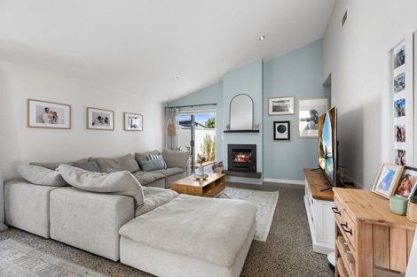 Photo of property in 7 Alice Lane, Papamoa Beach, Papamoa, 3118