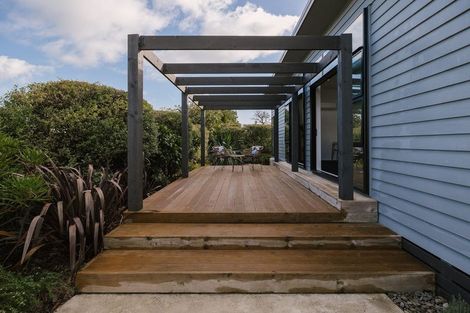 Photo of property in 1 Annandale Avenue, Takaro, Palmerston North, 4410