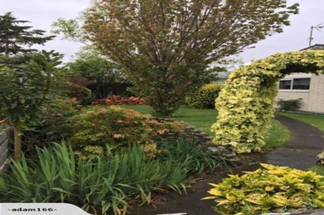 Photo of property in 15 Hornsby Street, Carterton, 5713