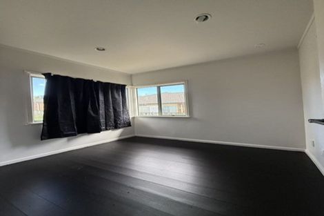 Photo of property in 25 Royton Avenue, Mangere East, Auckland, 2024
